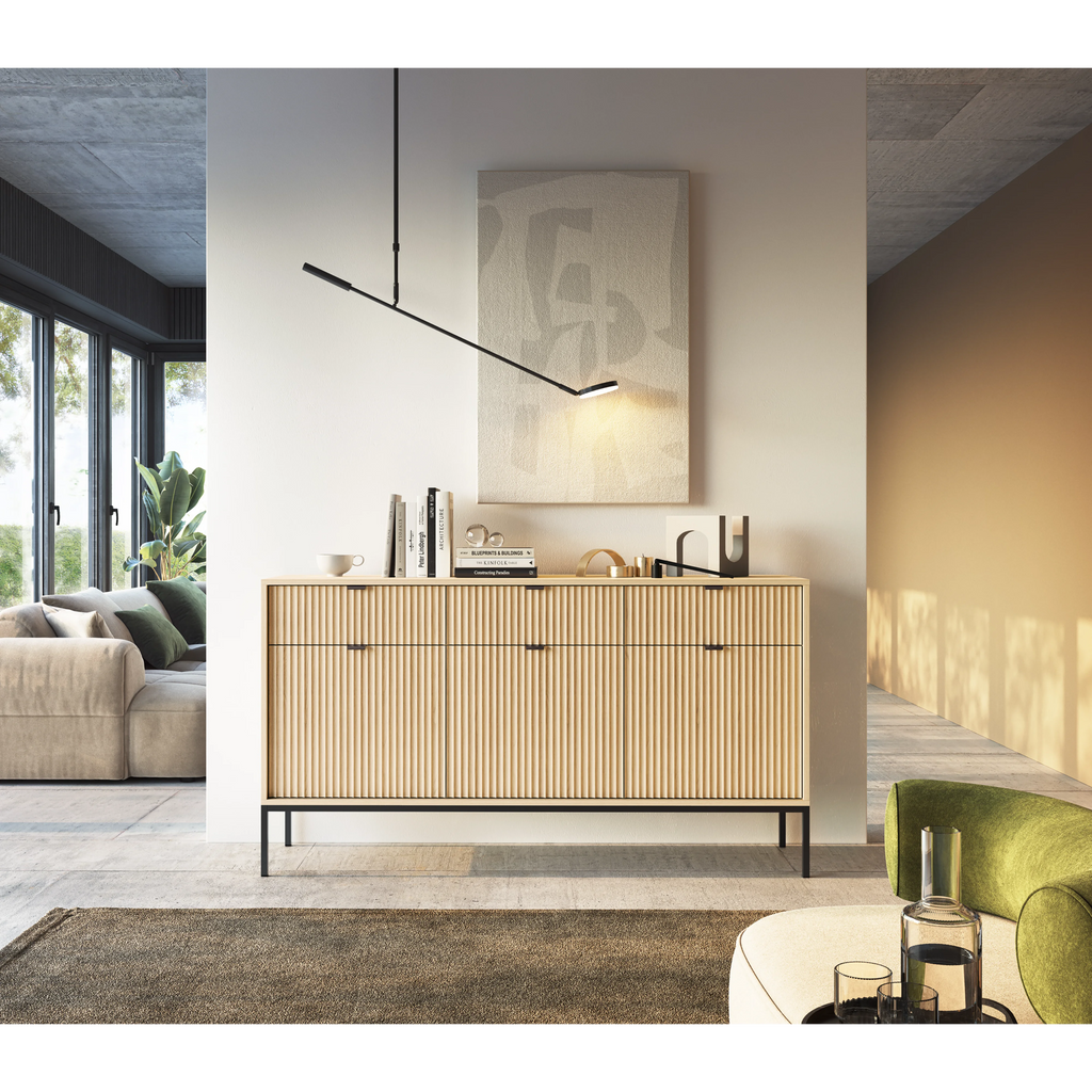Komoda LUMI 3D – 154 cm, dąb Vicenza, ryflowane fronty, czarne nóżki