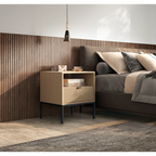 Stolik nocny LUMI 1S – 54 cm, dąb Vicenza, ryflowany front, czarne nóżki