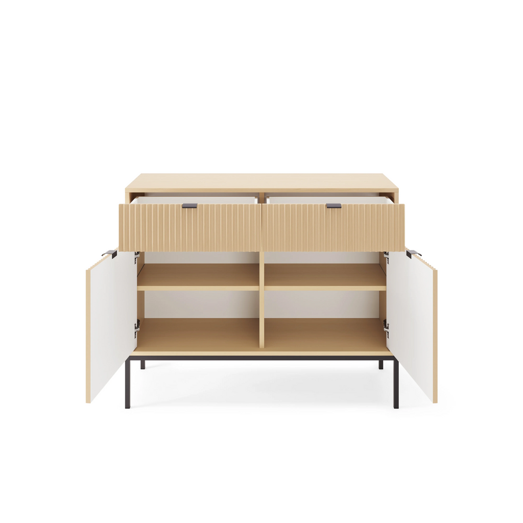 Komoda LUMI 2D2S – 104 cm, dąb Vicenza, ryflowane fronty, czarne nóżki