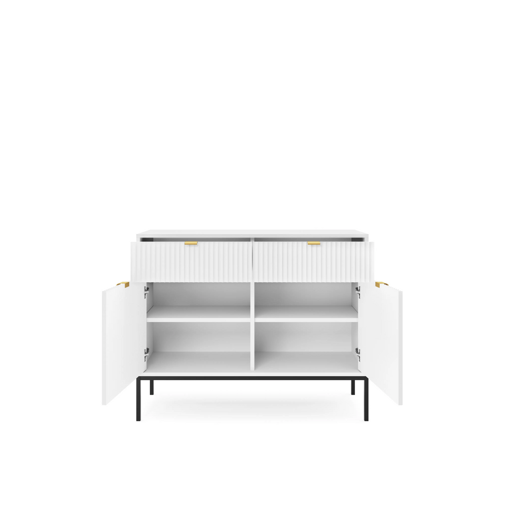 Komoda LUMI 2D2S – 104 cm, biała, ryflowane fronty, czarne nóżki