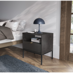 Stolik nocny LUMI 1S – 54 cm, czarny, ryflowany front, czarne nóżki