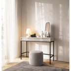 Toaletka LUMI 2S – 104 cm, kaszmir, ryflowane fronty, czarne nóżki