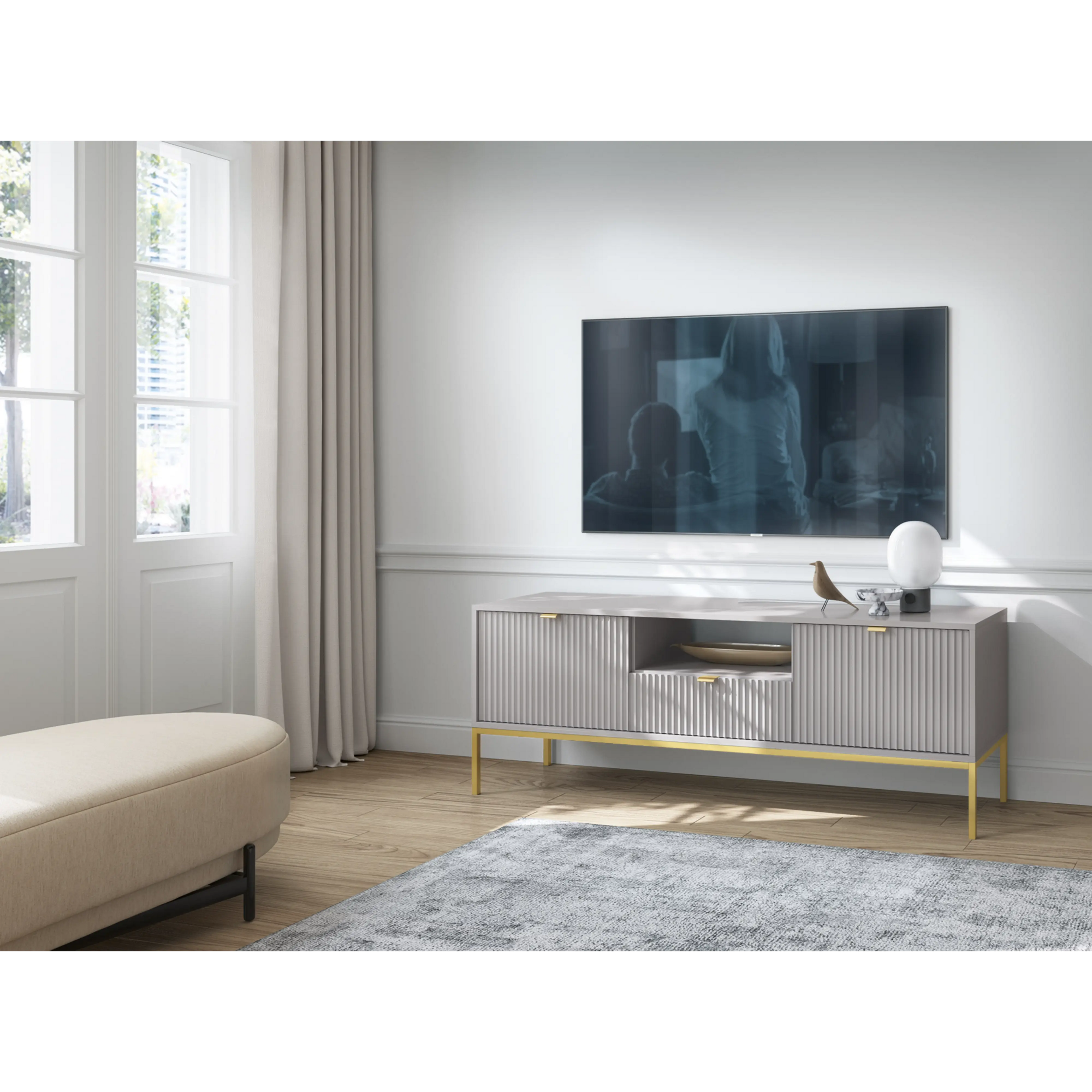 Szafka RTV LUMI 154 cm – szary, ryflowane fronty, złote nóżki