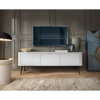 Szafka RTV VELORA 3D 168 cm – biała, ryflowane fronty, czarne nóżki