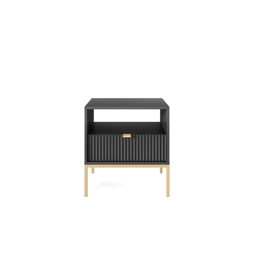Stolik nocny LUMI 1S – 54 cm, czarny, ryflowany front, złote nóżki